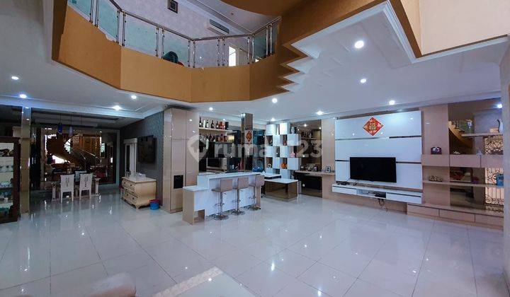  Rumah Furnished Bagus di Jl. Kelapa Puan, Kelapa Gading 1