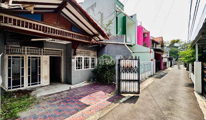 Rumah Tua Hitung Tanah di Tebet Timur Dalam, Tebet 1