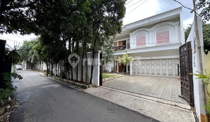 Rumah Bagus Unfurnished Pejaten, Jakarta Selatan