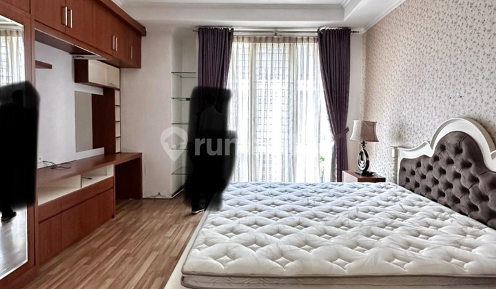 Rumah Bagus Dalam Cluster di Kemang, Jakarta Selatan 2