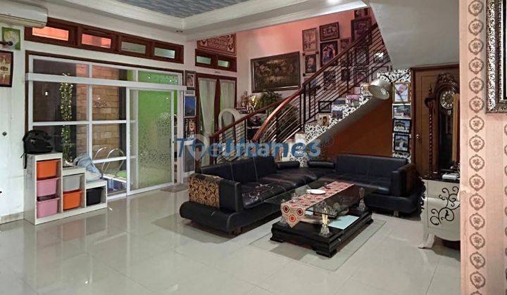 Rumah Unfurnished Bagus di Tebet Barat III, Tebet 2