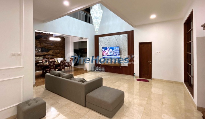 Rumah Bagus Dalam Cluster Di Pejaten