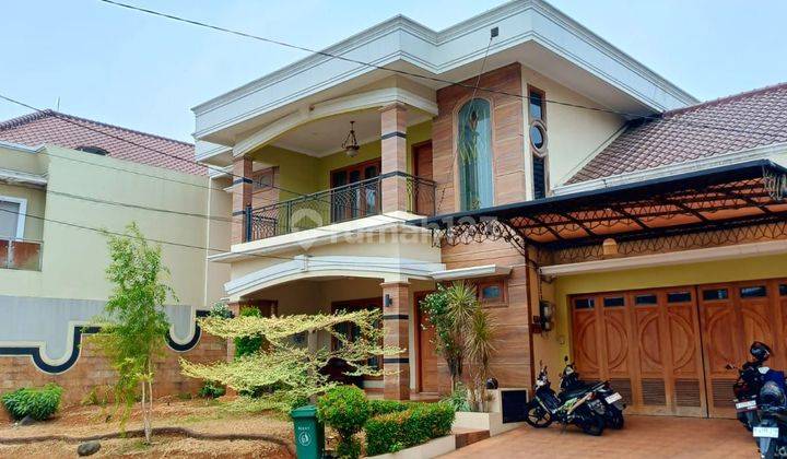 Rumah Townhouse Mewah Furnished di Jatipadang,Jakarta Selatan 2