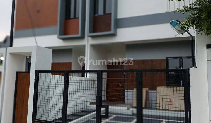 Rumah Baru Modern Minimalis Siap Huni di Kodau,Jatiasih,Bekasi  1