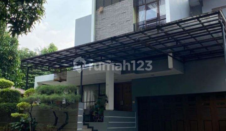 Luxurious, Safe, and Comfortable House in Pondok Kelapa, East Jakarta 2