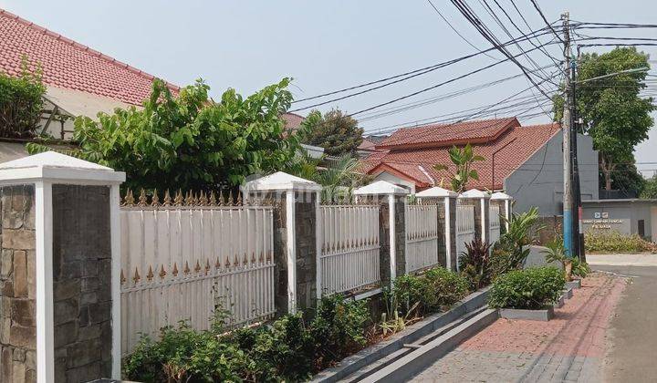 Rumah hook di Komplek Waringin Permai,Jatiwaringin,Jakarta Timur 2