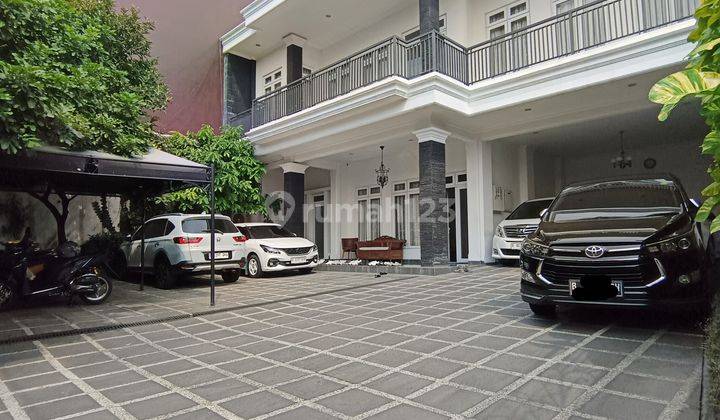 Rumah Siap Huni Fully Furnished Di Kemang Utara,Jakarta Selatan 1