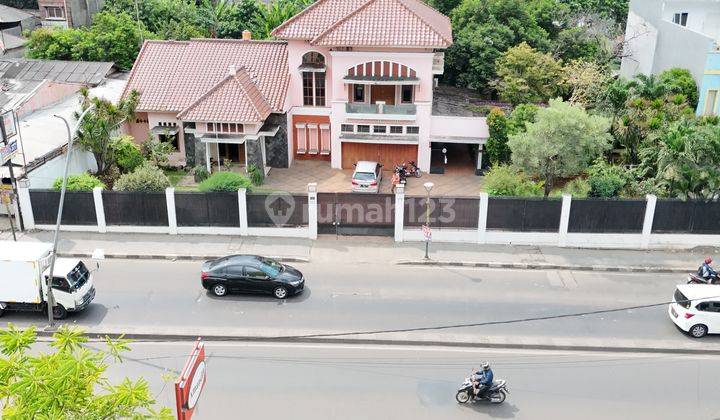 Rumah Strategis di Jl Utama dekat Pintu Tol di Jatiasih,Bekasi 1