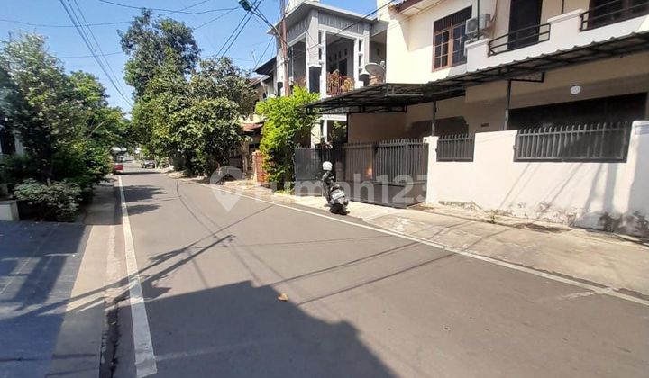 Rumah Secondary 2,5 lantai di Pondok Kelapa,Jakarta Timur 2