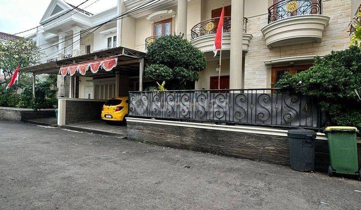 RUMAH TOWNHOUSE MEWAH SIAP HUNI DI PESANGGRAHAN,JAKARTA SELATAN
 2