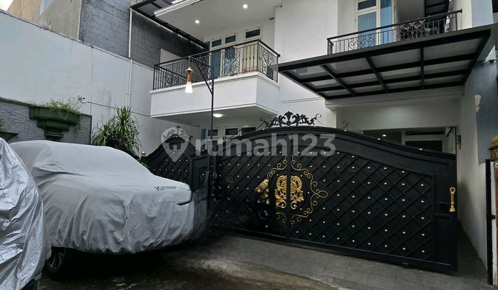 Rumah siap huni dekat jl raya di Duren Sawit,Jakarta Timur 2