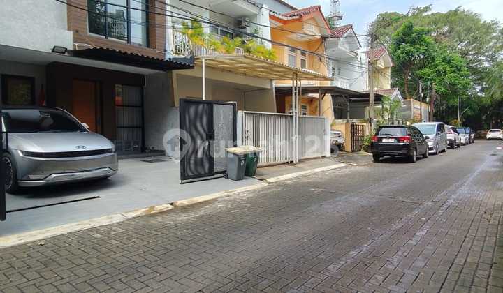Dijual Rumah Dalam Komplek di Sunter Jakarta Utara. Dijual Rumah Dalam Komplek di Sunter Jakarta Utara.
