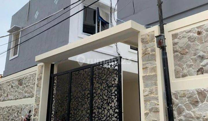 Rumah Townhouse Suap Huni Di Percetakan Negara,jakarta Pusat 1