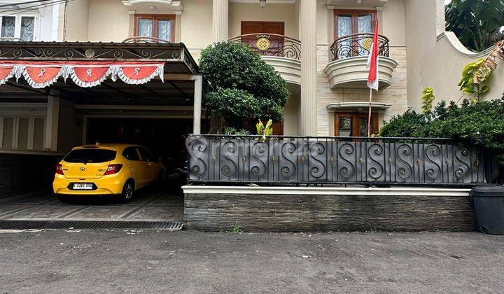 RUMAH TOWNHOUSE MEWAH SIAP HUNI DI PESANGGRAHAN,JAKARTA SELATAN
 1