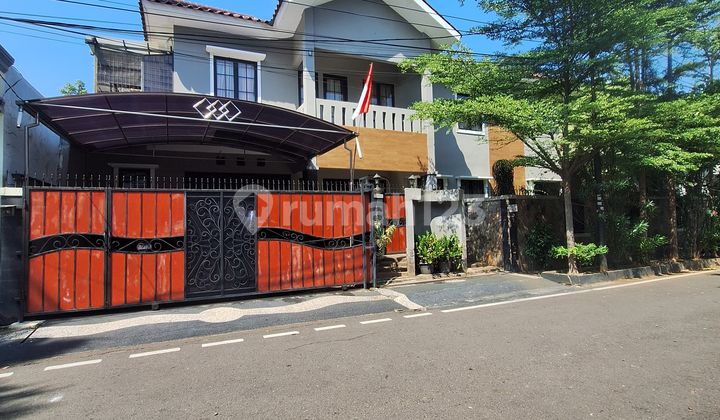 For Sale: Strategic Move-In Ready House in Cempaka Putih, Central Jakarta 2