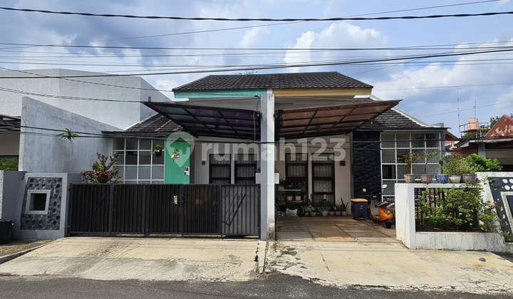 Rumah 1 Lantai di Komplek Waringin Permai Jatiwaringin Jakarta Ti