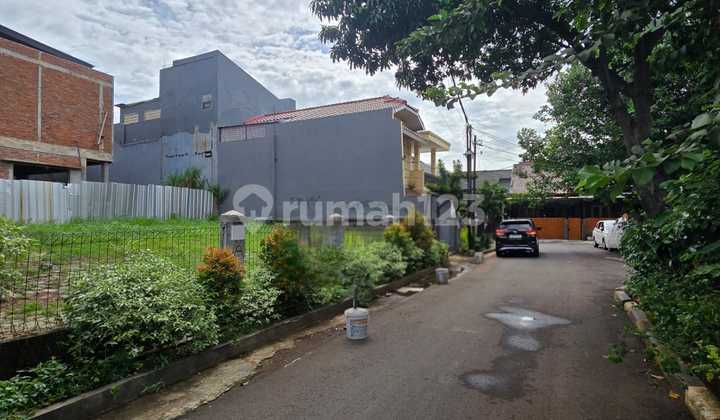 Sell Cheap Land Plots in Kelapa Complex, East Jakarta Sell Cheap Land Plots in Kelapa Complex, East Jakarta