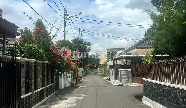 Jual Rumah Dalam Komplek Tenang Di Duren Sawit Jakarta Timur  2