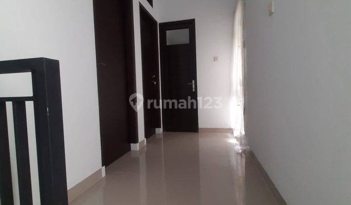 Dijual Rugi Rumah Bagus 2 Lantai Arcamanik Dekat Griya Murah