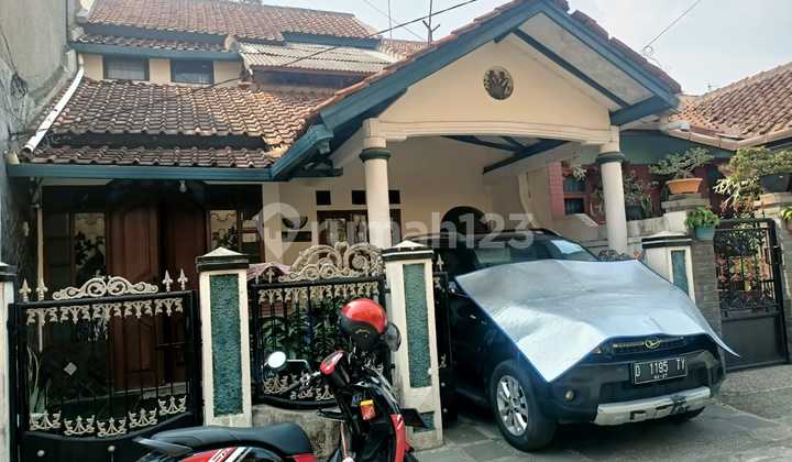 Jual Bu Rumah Cimahi 2 Lantai Dekat Alun2 Cimahi Murah! Jual Bu Rumah Cimahi 2 Lantai Dekat Alun2 Cimahi Murah!