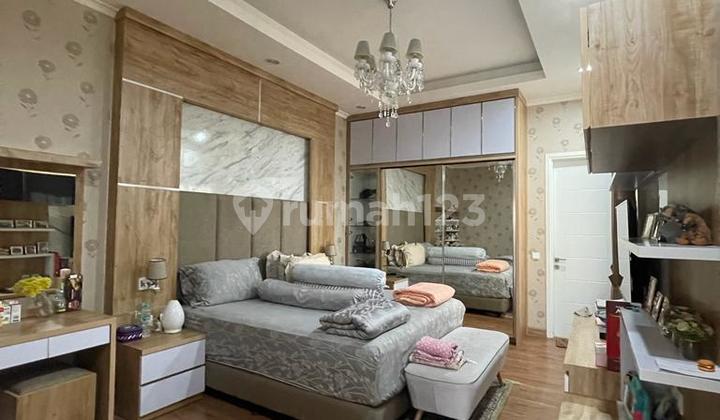 Dijual Rumah Cantik Mewah Rumah Canary, Kawasan Spring Gading Serpong , Siap Huni, Dengan Lingkungan Yang Asri, Kondisi Rumah Yg Aman Dan Nyaman. Lokasi Strategis Dekat Mall Sms, Ice Bsd, Tempat Kuliner, Dikeliling Mall, Sekolah, Tol Dll