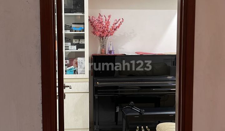 For Sale: Luxury Home in Giardina Foresta. An extremely well-maintained, tidy, and clean house. Already includes 2 front and back houses that have been demolished. The property boasts a highly strategic location, a clean environment, and 24-hour security. 2