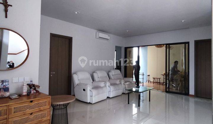 Rumah Super Cantik Dan Mewah, Barang Sangat Langkah Dengan Kondisi Rumah Super Minimalis Dan Modern di Dukung Lingkungan Perumahan Yang Super Rapi, Indah Dan Aman. Cocok Untuk Siap Huni Cepat, Bangunan Sangat Baru Akses Jalan Super Strategis Dan Gampang d 2