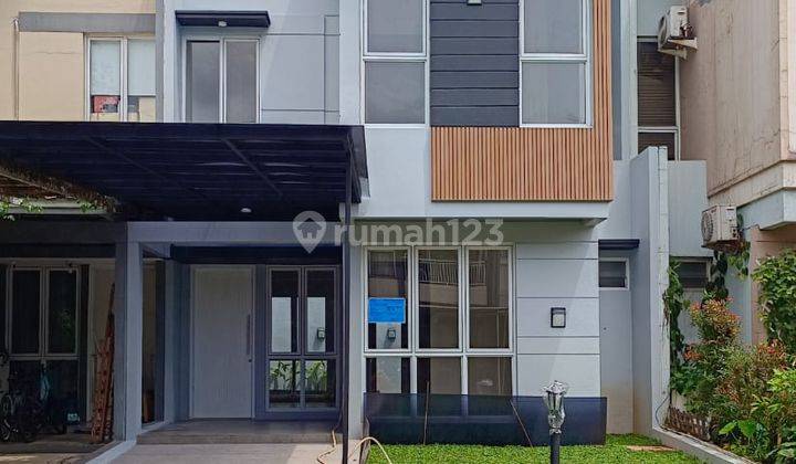 Dijual Rumah The Icon Cosmo By Bsd City. Mewah sudah Full Renov Dan Kondisi Rumah Sangat Rapi Dan Mewah Bentuk Bangunan Yang Sangat Modern Cocok Untuk Investasi Atau Siap Huni Cepat. Lingkungan Yang Sangat Terjamin Dan Akses Jalan Yang Sangat Terjangkau. 1