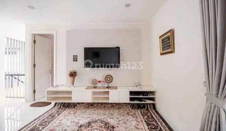 Rumah Mewah Furnished SHM di Ciumbuleuit, Kota Bandung 2