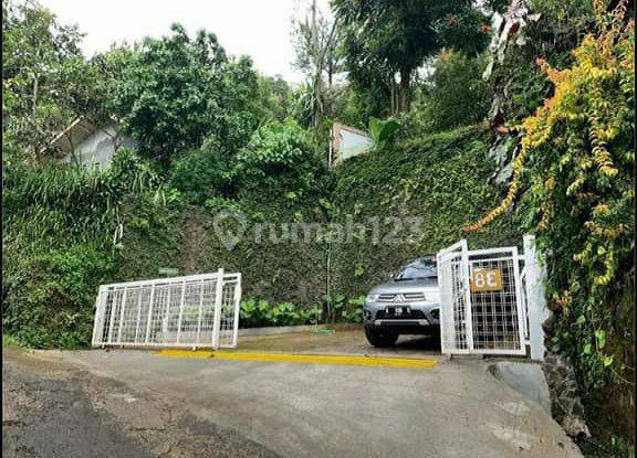 Rumah Villa Baru Selesai Renovasi di Dago Giri, Bandung 1