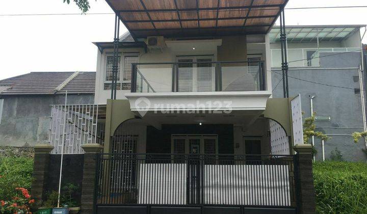 Rumah Estetik Dan Asri, SHM di Padasuka, Kota Bandung 1