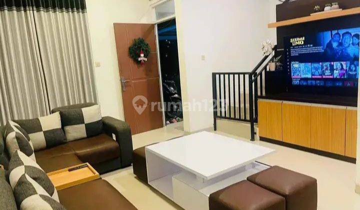 Rumah 2 Lantai Bagus Furnished SHM di Padasuka, Bandung 2