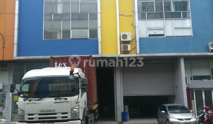 Duta Indah Iconic Tangerang Warehouse Multipurpose 3 in 1 Size 9 x 23 M, Strategic Location Near Tang City Tangerang