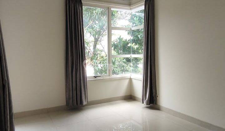 Rumah cantik di Cluster ruby PHG Gading Serpong rumah 2 Lantai luas 9 x 18 m = 162 m  lb 132 m kt 3+1 km 2+1 Barat Laut, ada ac , kitchen set dan gorden, jarang ada 5