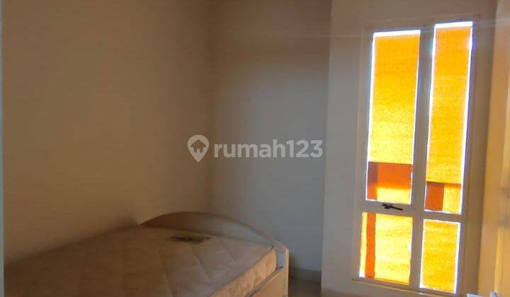 Rumah di Cluster canary the spring gading serpong 2 Lantai luas 7 x 17 m kt 2 km 3 , AC 1  5