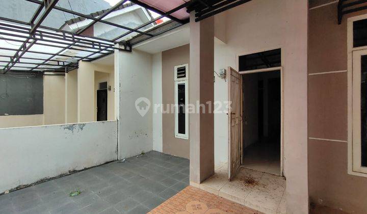 Rumah di Cluster barleria permata medang luas 78 m lb 70 m kt 2 km 2 shm lokasi strategis dekat gading serpong, ada kolam renang dalam cluster, 4