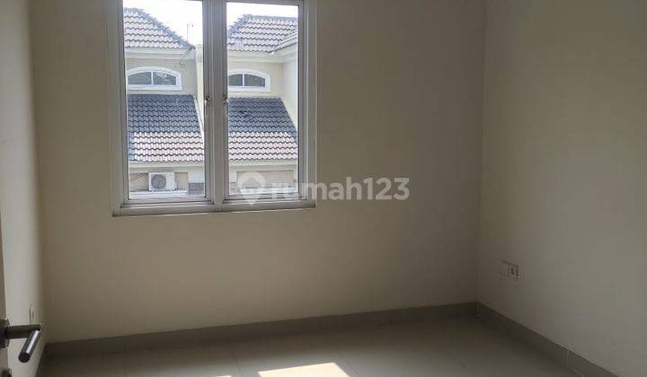 Rumah di Samara village Gading Serpong 2 Lantai luas 6 x 10 m kt 2+1 km 2 ada AC 2 unit dan kanopi, jarang ada  4