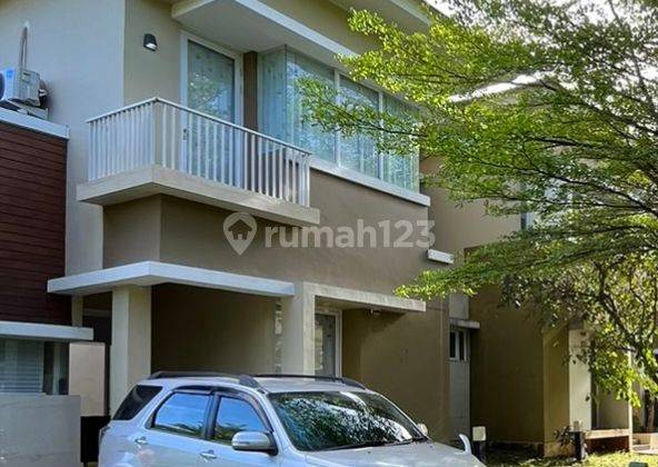 Rumah di BSD eminent ingenia 2 Lantai luas 144 m kt 3+1 km 2+1 ada ac dan water Heater, halaman belakang sudah dikeramik 1