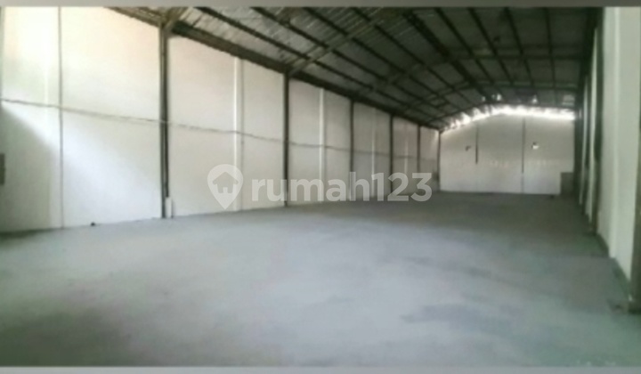 Warehouse in Tekno Park, size 12 x 45 = 540 sqm, land area 441 sqm, includes a 30 sqm office space, affordable, below market price.