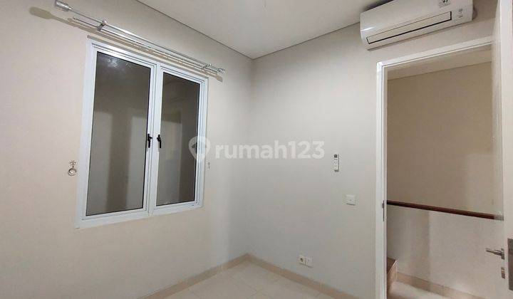 Rumah Di Bsd Vanya Park Assana, Rumah 2 Lantai Luas 6 X 12= 72 M Lb 60 M Kt 2 Km 2, Ada Ac 2 , Kompor Tanam Dan Kanopi 2