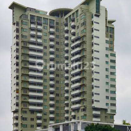 Semanggi Apartment Jl Gatot Subroto Jakarta Floors 25-26 Area 990 M 5+1 BR 6+1 BA Vacant