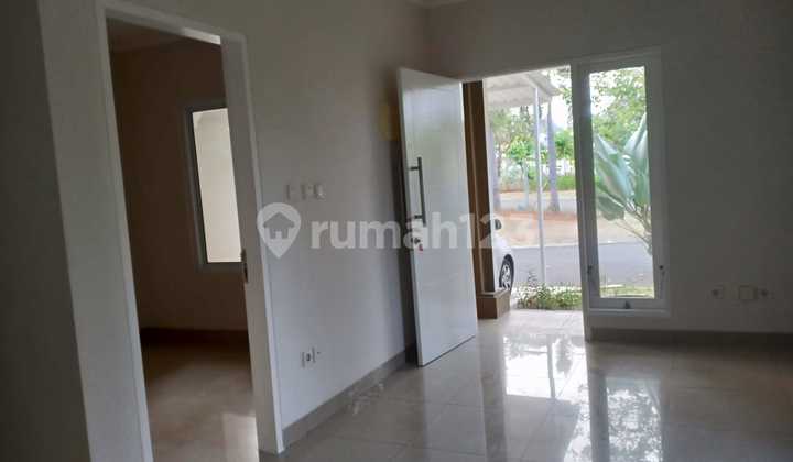 House in Monaco Village Gading Serpong, 2-story house, area 96 m², land area 65 m², 3 bedrooms, 2 bathrooms, strategic location near SMS Mall, Tarakanita School, BPK Penabur. House in Monaco Village Gading Serpong, 2-story house, area 96 m², land area 65 m², 3 bedrooms, 2 bathrooms, strategic location near SMS Mall, Tarakanita School, BPK Penabur.