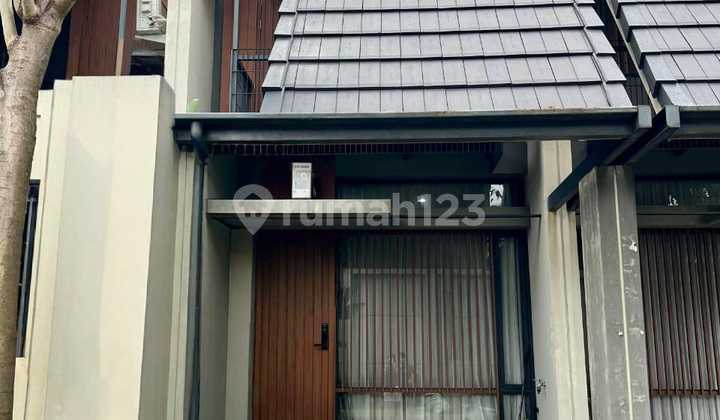 Price Drop Fleekhauz House BSD City Area 40 M Building Area 45 M 2 Bedrooms 1 Bathroom, Back Area Renovated into a Warehouse, Neatly Furnished Just Bring Your Suitcase, Very Cheap, Best Price