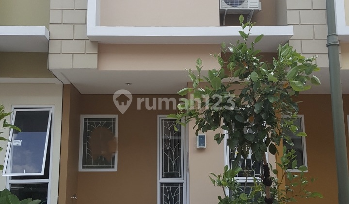 Virginia Village Gading Serpong House, 2 Floors, Land Area 32 M, Building Area 48 M, 2 Bedrooms, 2 Bathrooms, 2 AC Units