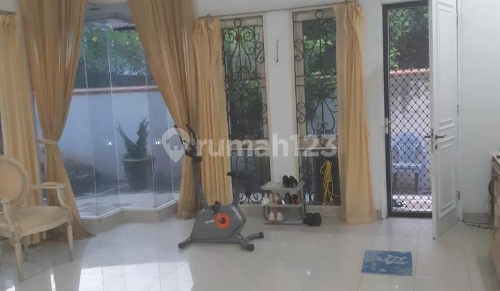 Rumah Bagus di Puri Kencana Kembangan Jakarta Barat Nego