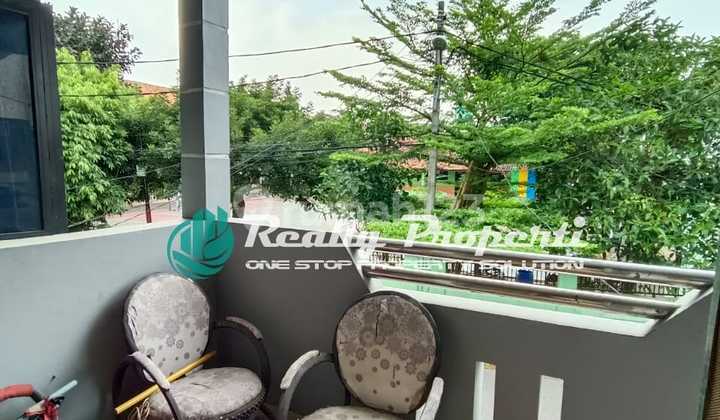 Rumah 2 Lantai Dekat Komplek Grand Galaxi City Jakasetia Bekasi 18