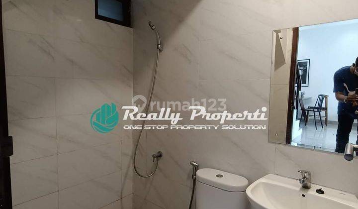 Rumah Semi Furnished di Premier Estate 2 Pondok Melati Bekasi  8