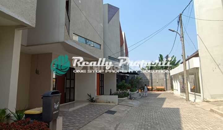 Rumah Cluster 2 Lantai LRT Jatibening Baru Cikunir 1 Pondok Gede 2