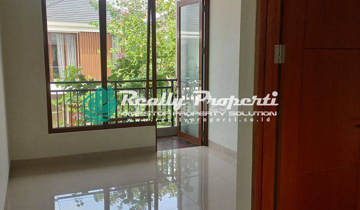 Dijual Rumah Shm Nyaman 2 Lantai Premier Estate 2 Jatiwarna 2