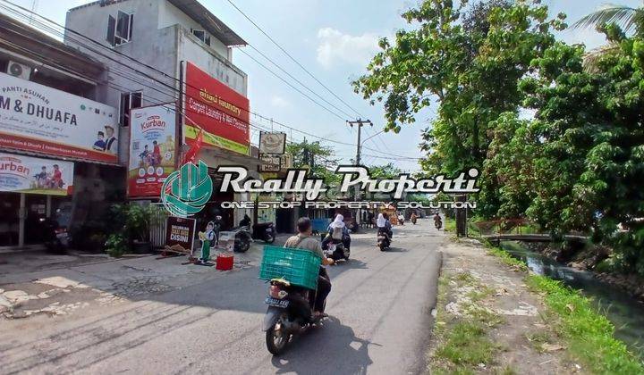 Ruko Semi Furnish Strategis Pinggir Jalan Raya  Rawa Lumbu Bekasi